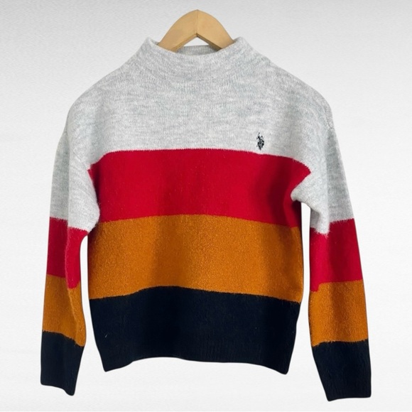 U.S. POLO ASSN. | Light Heather Gray Cozy Soft Mock Neck Colorblock Sweater - Picture 4 of 5